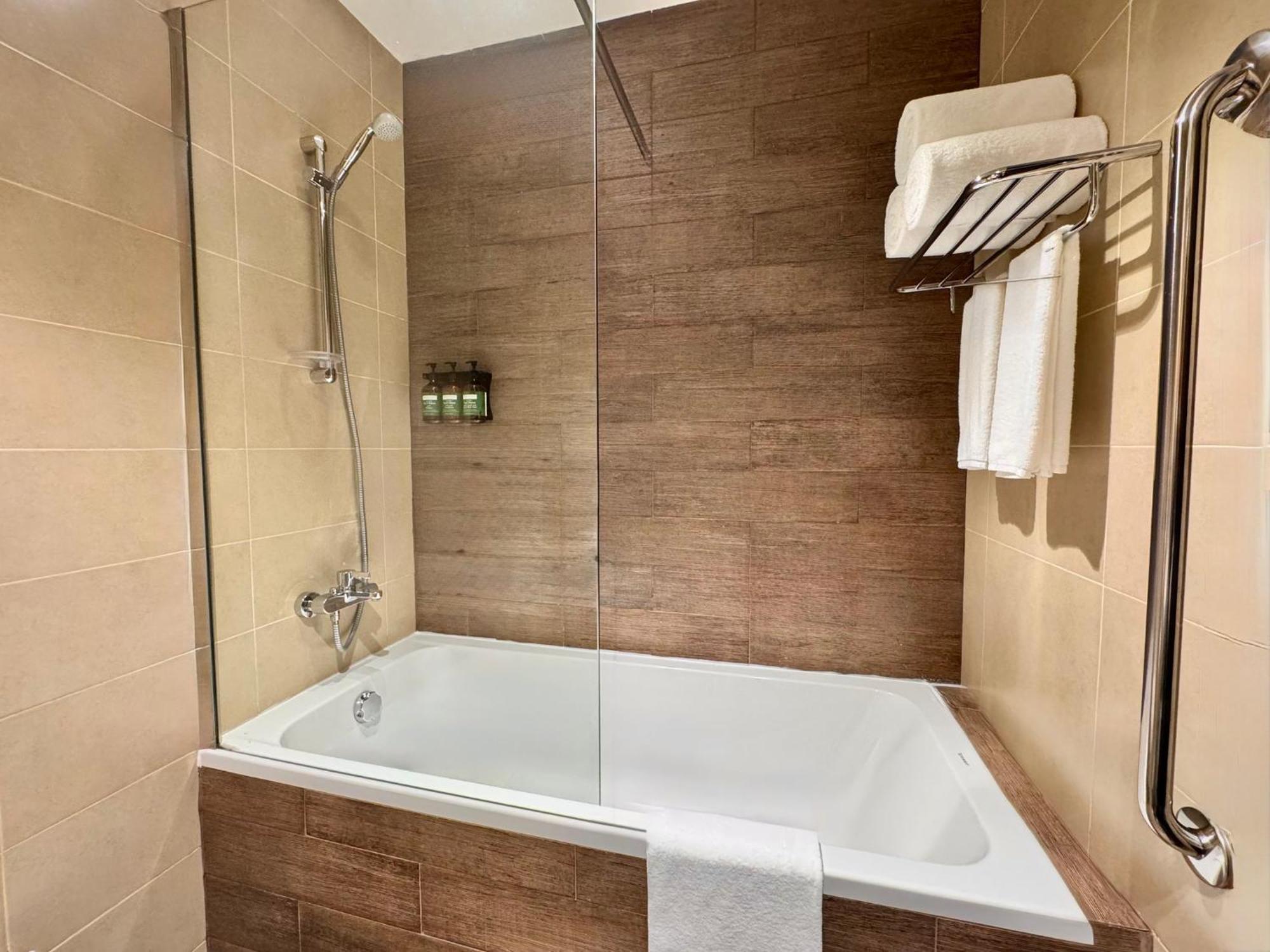 Staybridge Suites - Doha Lusail By Ihg Eksteriør billede